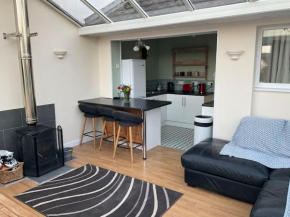 Comfy and welcoming 2 bedroom Annex.